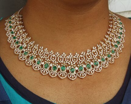 D&J 18K Gold Diamond Necklace