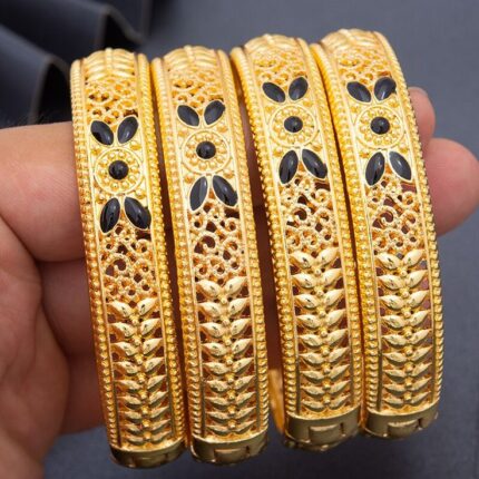 D&J Regal Noir Heritage Gold Bangle Set