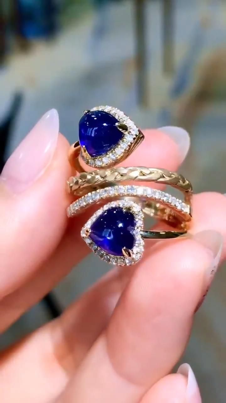 4_25-carat-sapphire-ring.jpeg