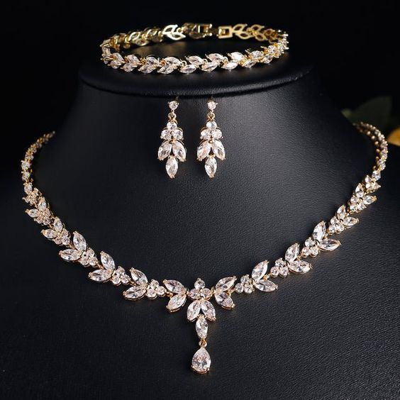 Crystal-CZ-Wedding-Jewellery-Set-Gift-for-Her-Silver-Bridal-Necklace.jpeg