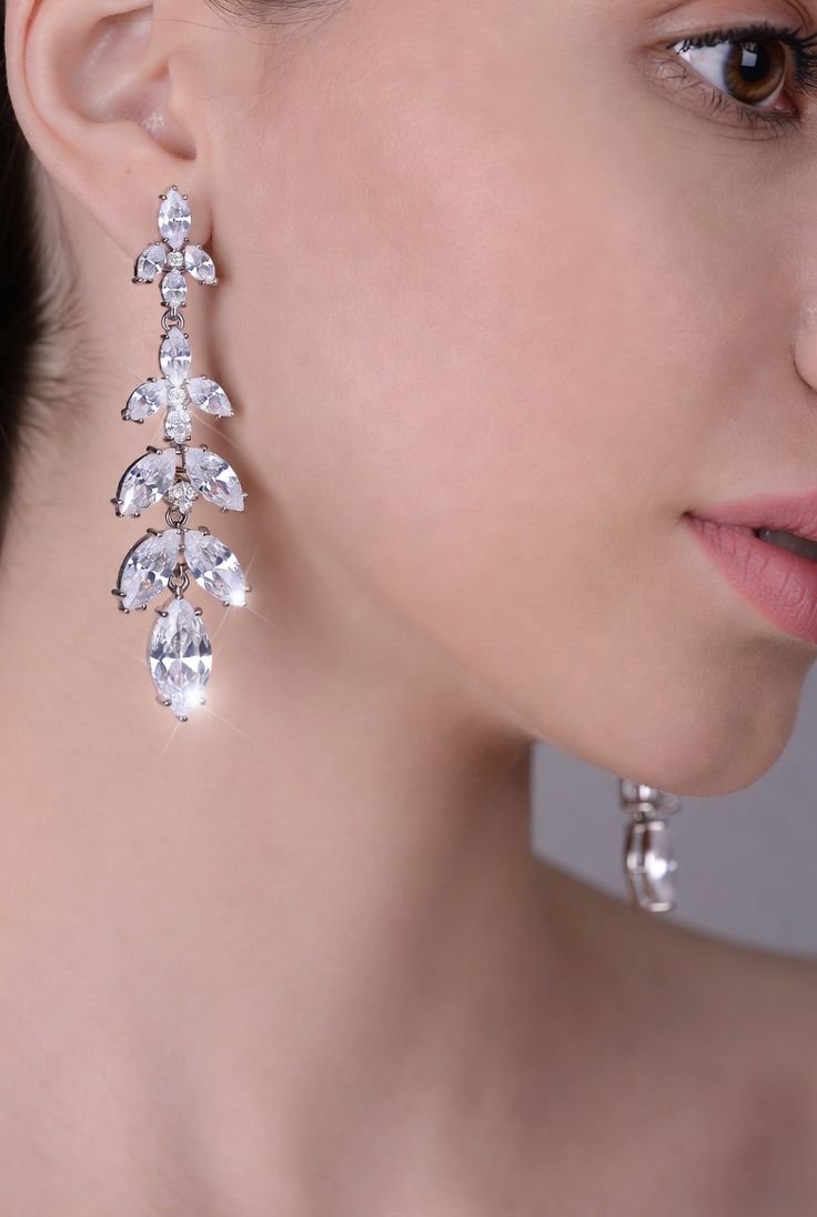 Elegant-Crystal-Leaf-Drop-Earrings-for-Bridal-Style.jpeg