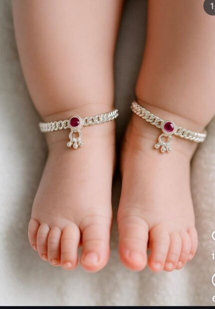 D&J Diamonds & Jewels Baby Silver-Tone Anklet Pair with Ruby-Style Charm – Elegant Kids Payal