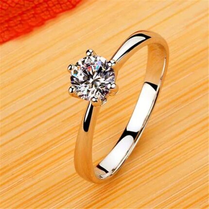 D&J Classic Gold Solitaire Ring – Round Cut Diamond-Look Engagement Ring for Women