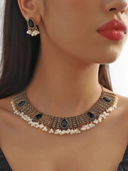 D&J Midnight Pearl Heritage Set – Black Teardrop & Antique Gold Choker Collection